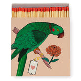 Boîte d'allumettes carrée motif perroquet rose et vert